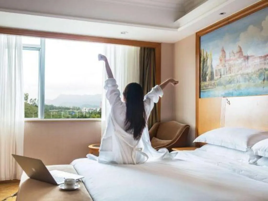 Bed in Vienna International Hotel Shenzhen North Station Branch