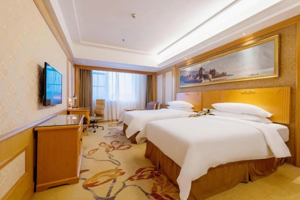 Bed in Vienna International Hotel Shenzhen North Station Branch