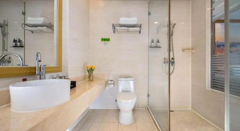 Vienna International Hotel Shenzhen North Station Branch