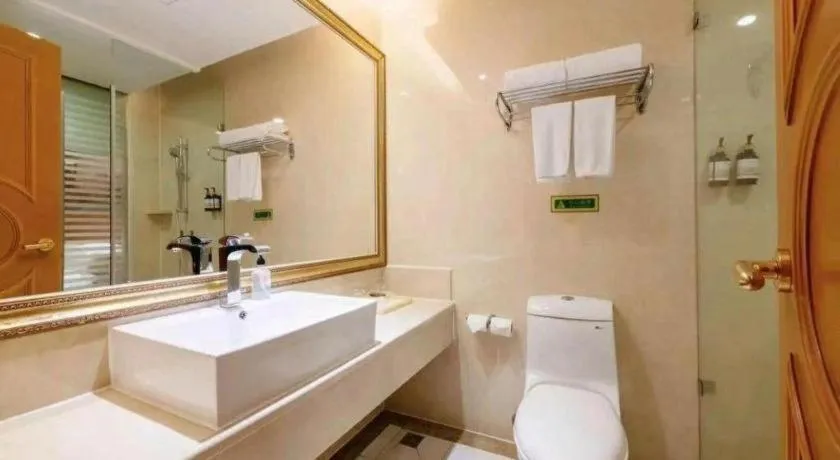 Vienna International Hotel Shenzhen North Station Branch