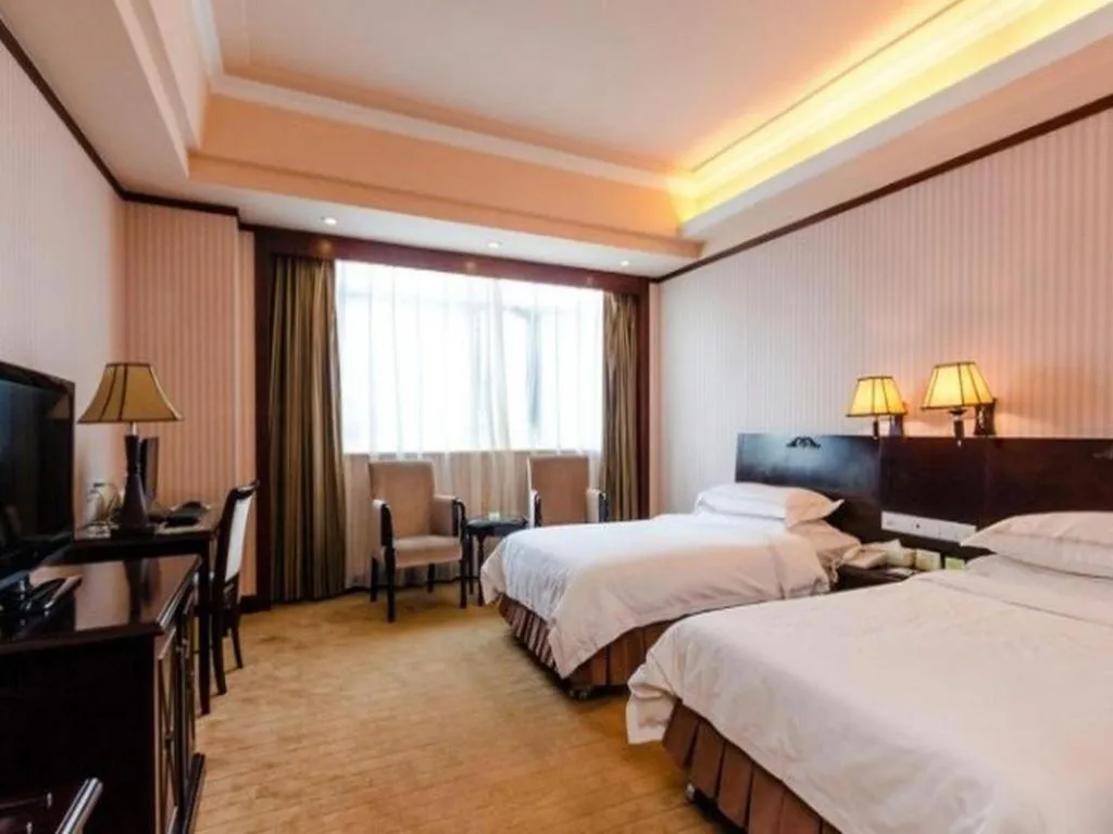 Bed in Vienna International Hotel Shenzhen North Station Branch