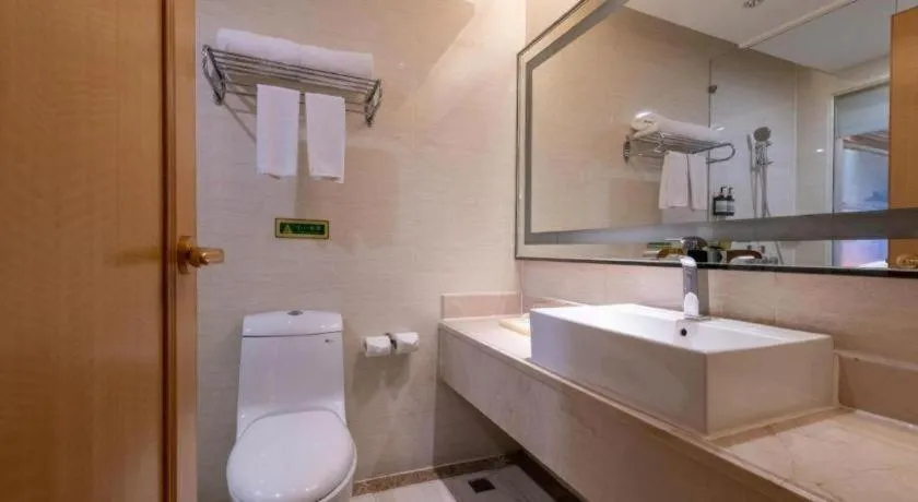 Vienna International Hotel Shenzhen North Station Branch