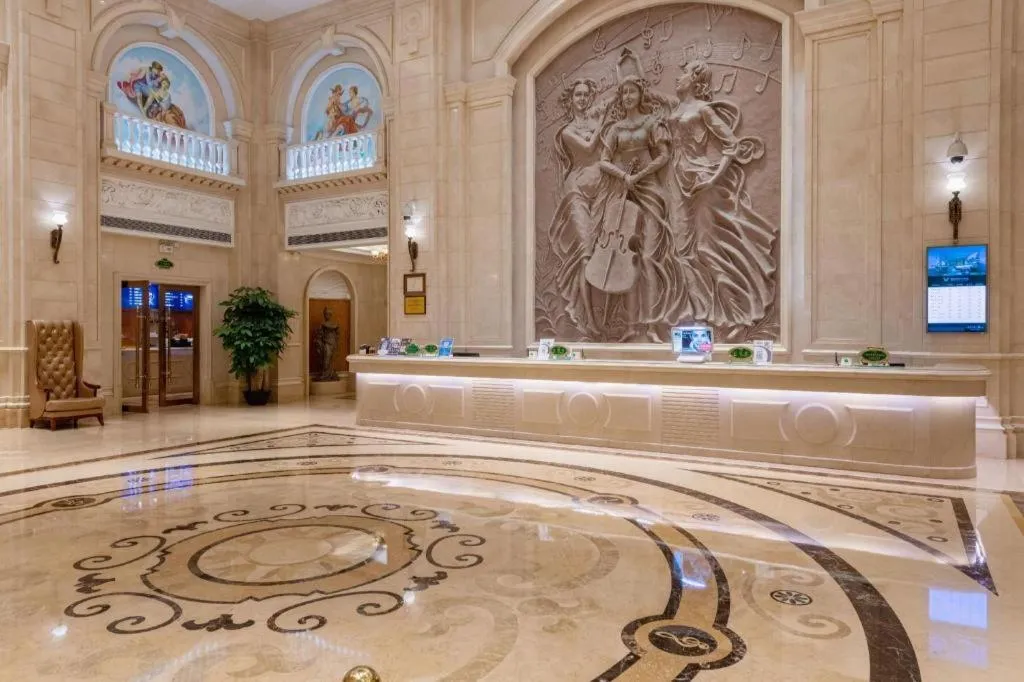 Vienna International Hotel Shenzhen North Station Branch