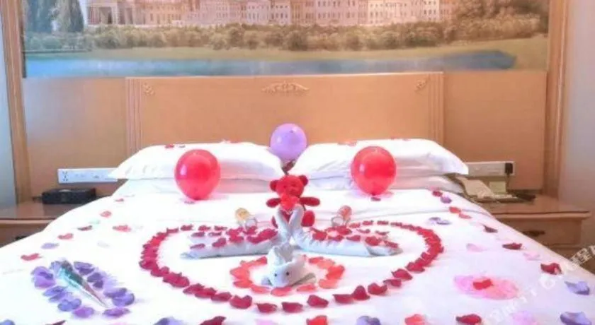 Bed in Vienna International Hotel Shenzhen North Station Branch