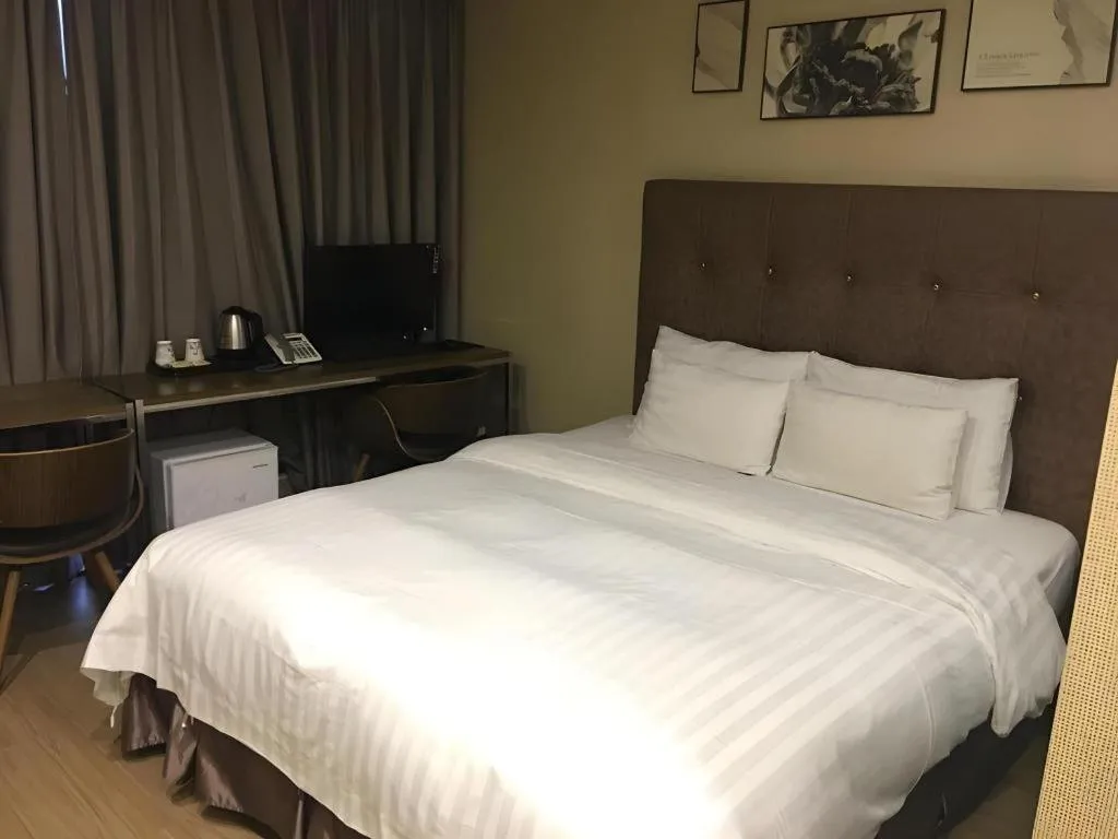 Bed in Hotel Ahava