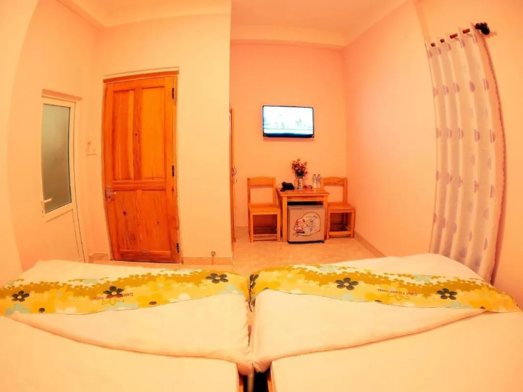 Bed in Dalat Flower Hotel & Spa