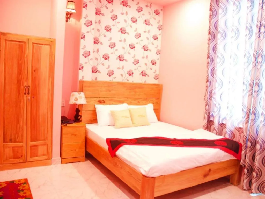 Bed in Dalat Flower Hotel & Spa