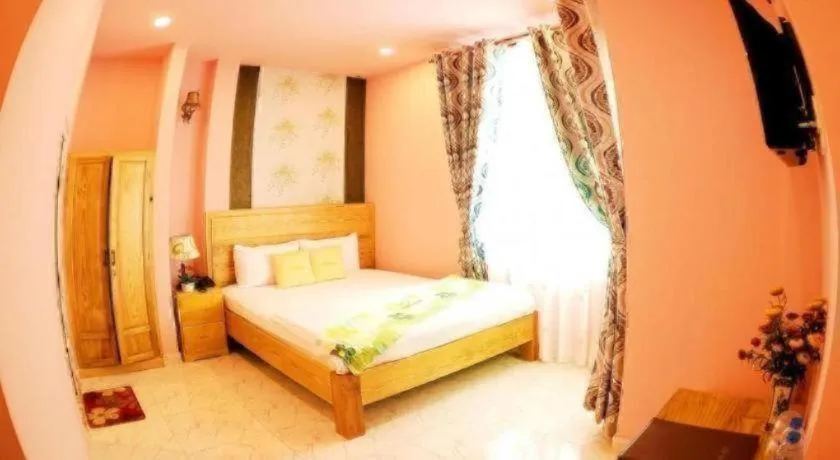 Bed in Dalat Flower Hotel & Spa