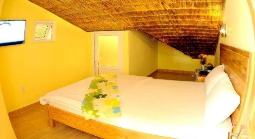 Bed in Dalat Flower Hotel & Spa