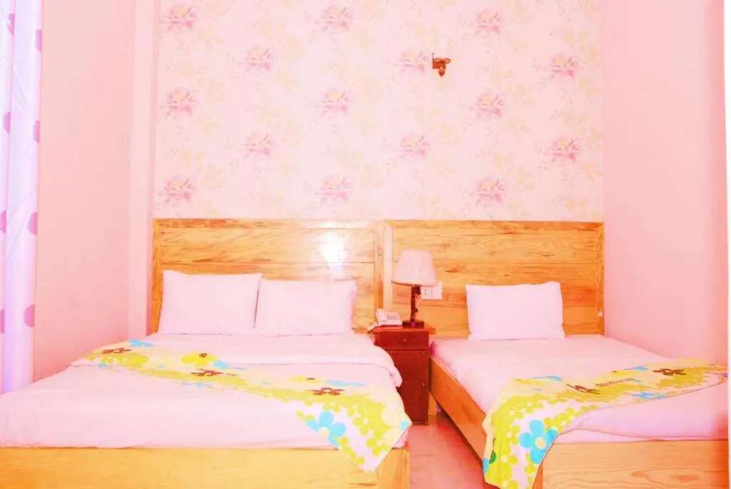 Bed in Dalat Flower Hotel & Spa