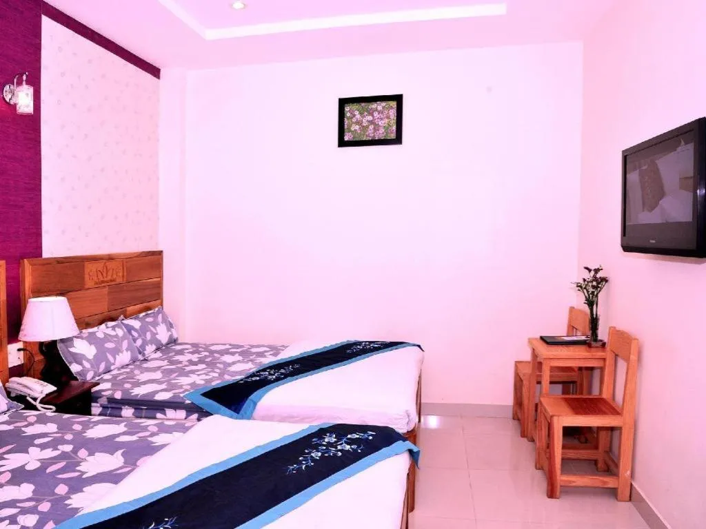 Bed in Dalat Flower Hotel & Spa