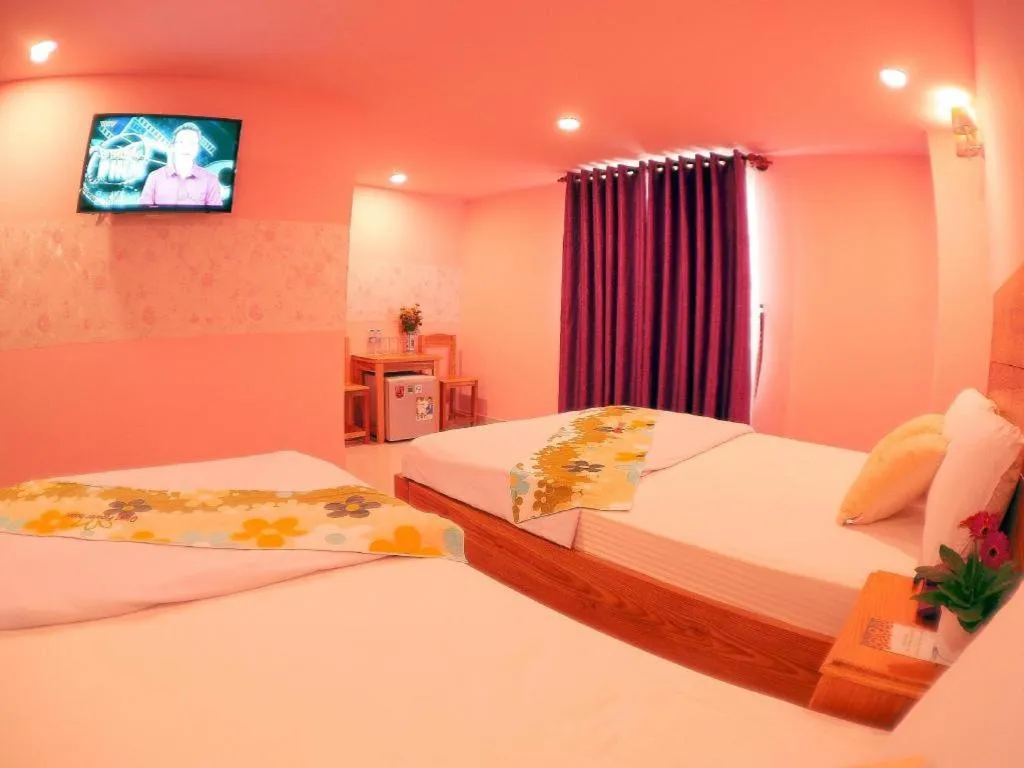Bed in Dalat Flower Hotel & Spa
