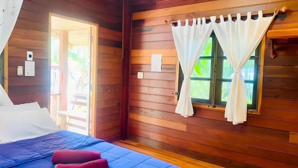 Bed in Phuphan Park Hotel