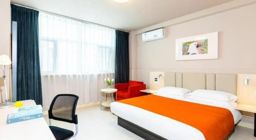 Bed in Jinjiang Inn Sanya Hexi Road Pedestrian Bridge