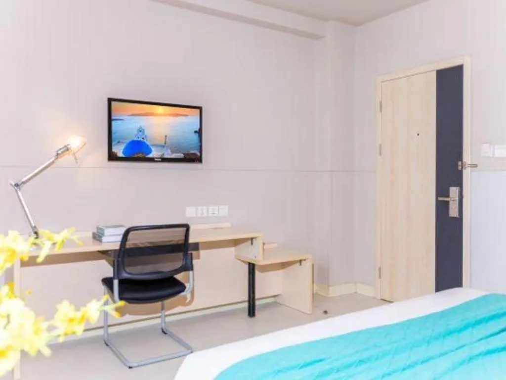 Bed in Jinjiang Inn Sanya Hexi Road Pedestrian Bridge