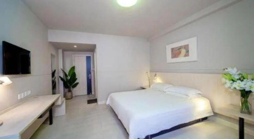 Bed in Jinjiang Inn Sanya Hexi Road Pedestrian Bridge