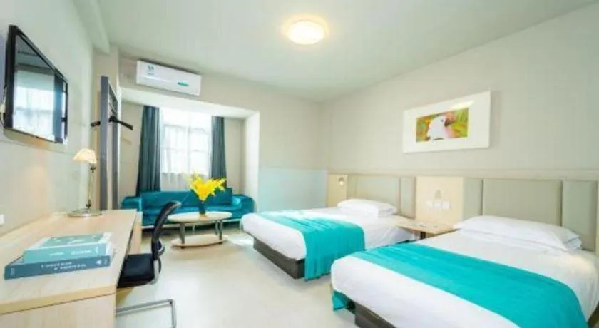 Bed in Jinjiang Inn Sanya Hexi Road Pedestrian Bridge