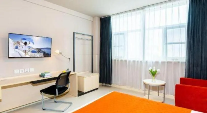 Jinjiang Inn Sanya Hexi Road Pedestrian Bridge