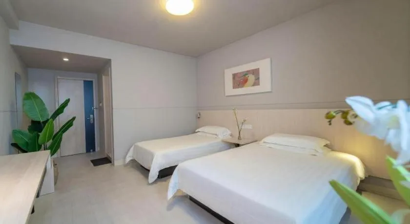 Bed in Jinjiang Inn Sanya Hexi Road Pedestrian Bridge