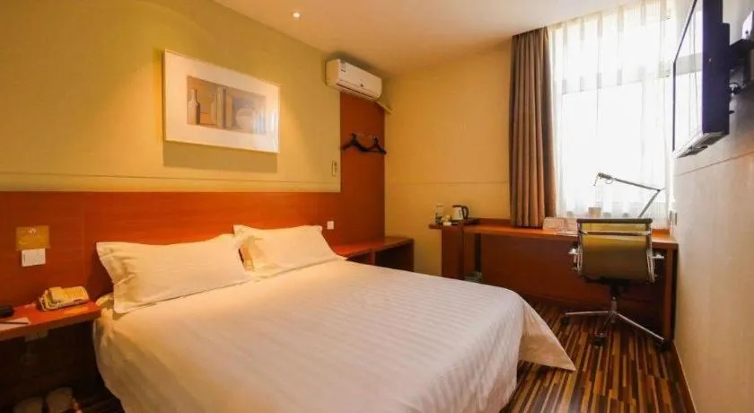 Bed in Jinjiang Inn Style Shenyang The Palace Huaiyuan Gate