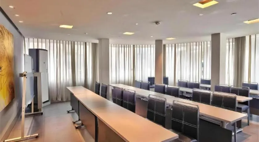 Jinjiang Inn Cixi Intime City Shanglinfang Pedestrian Street