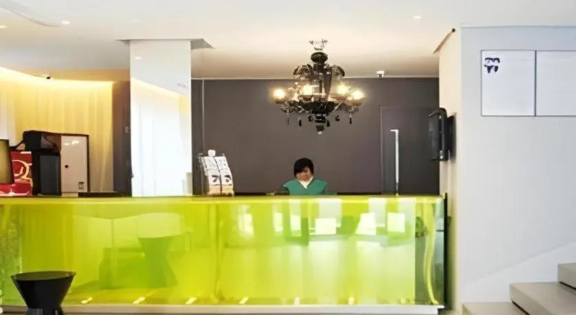 Jinjiang Inn Cixi Intime City Shanglinfang Pedestrian Street