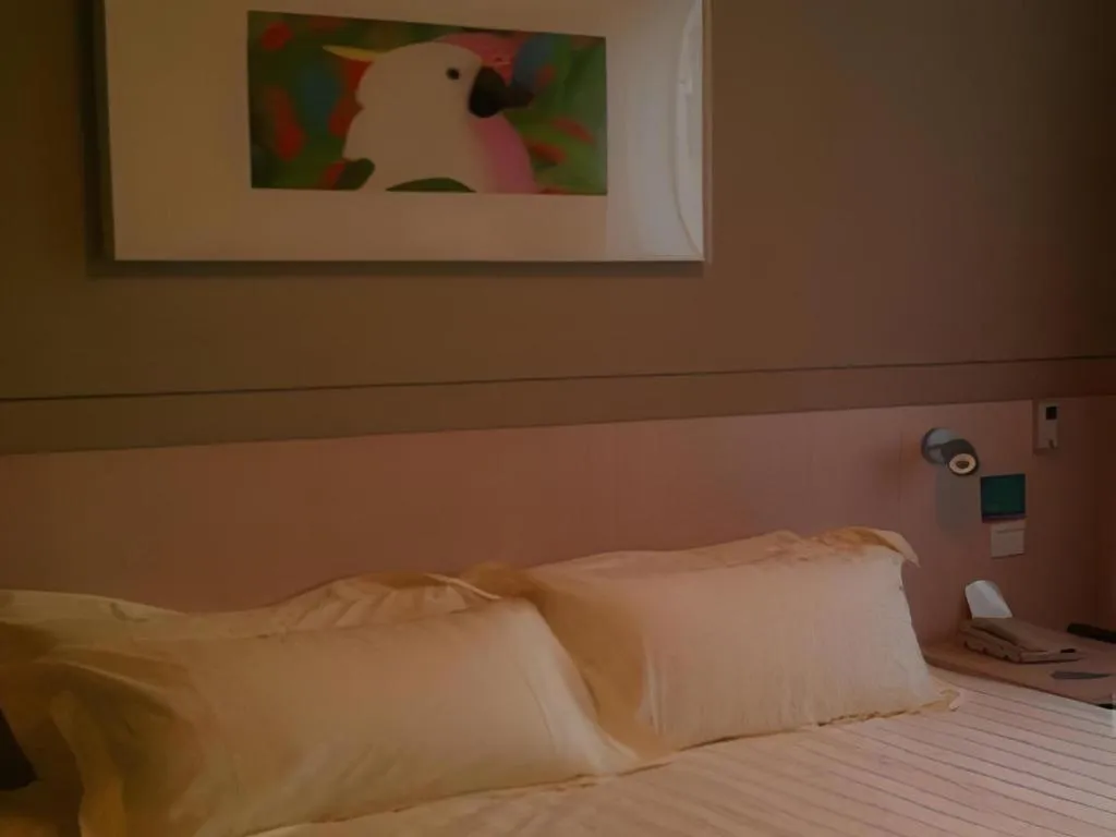 Bed in JinJiang Inn Datong Pingchengqiao