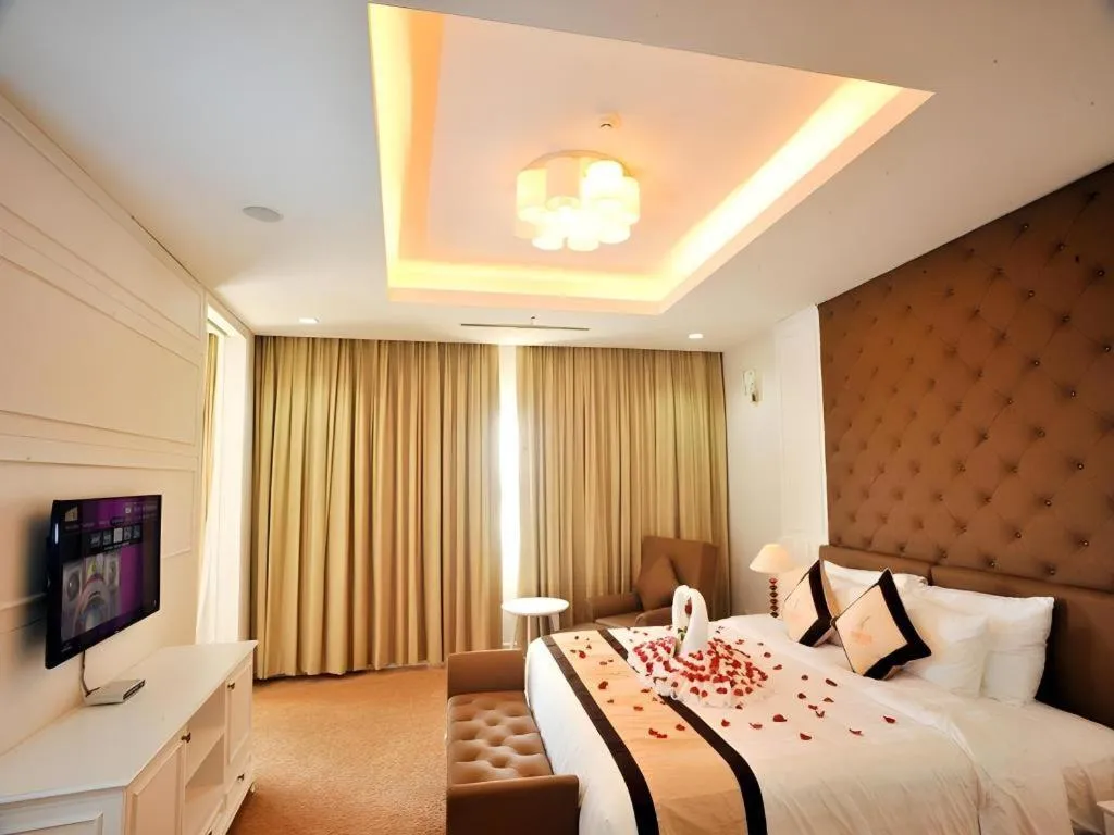 Bed in Mekong My Tho Hotel