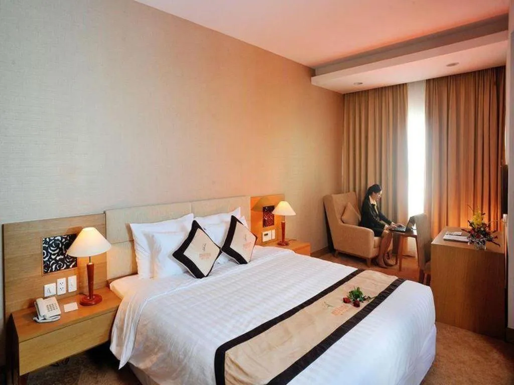 Bed in Mekong My Tho Hotel