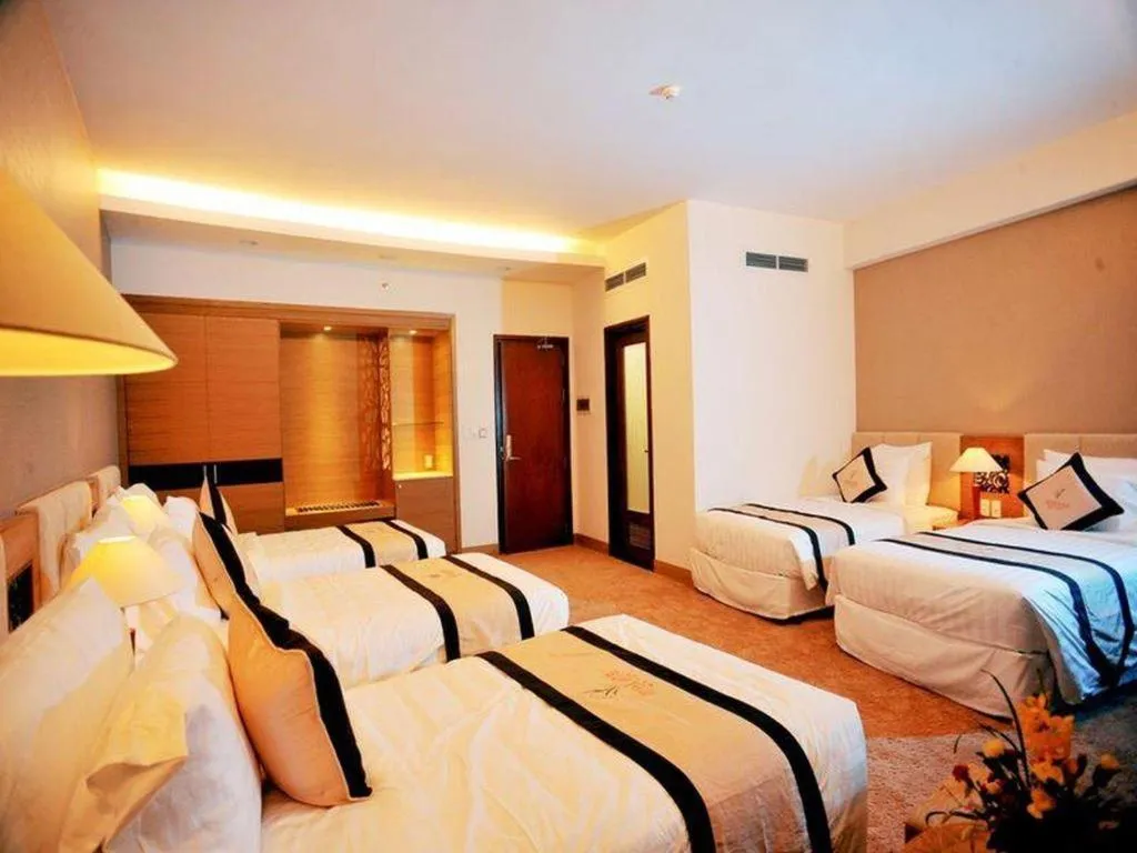 Bed in Mekong My Tho Hotel