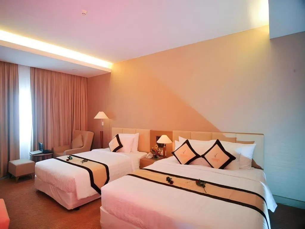 Bed in Mekong My Tho Hotel