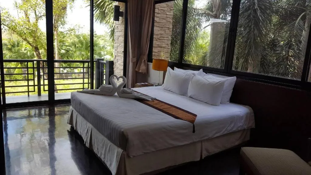 Bed in Suwan Golf & Country Club