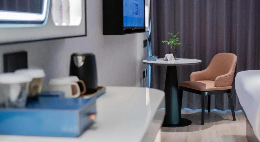 Home Inn Plus Shanghai Pudong Airport Chuansha Branch