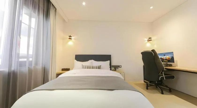 Bed in Daejeon Namoo Hotel