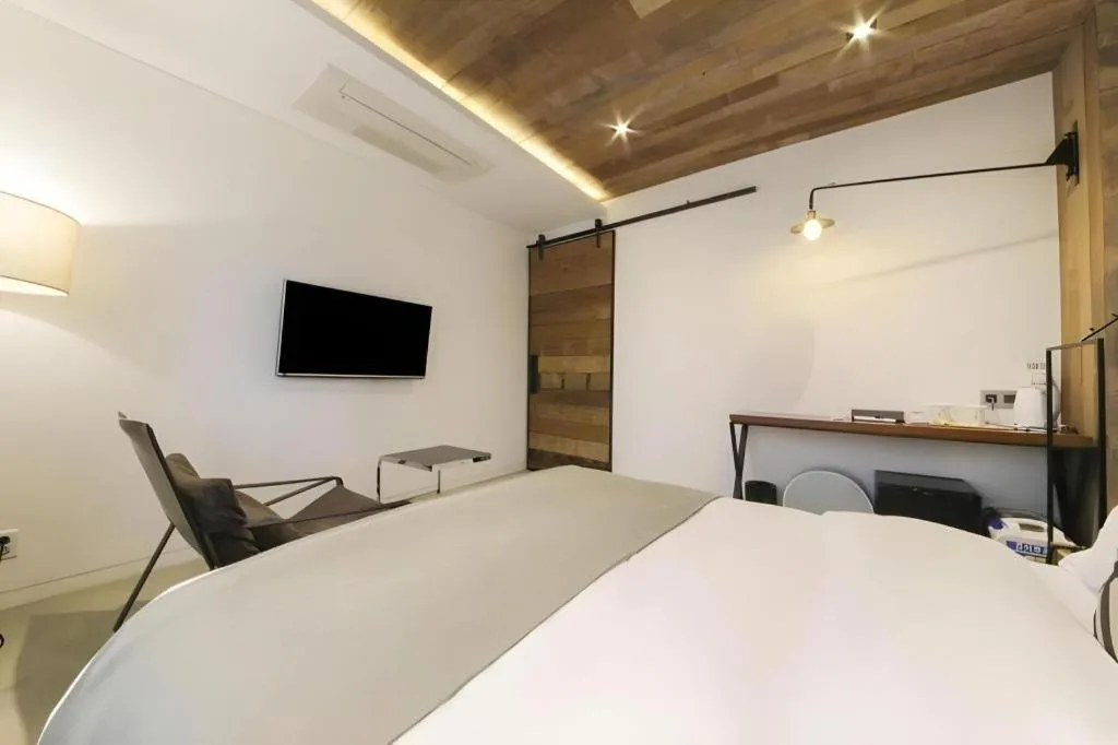 Bed in Daejeon Namoo Hotel