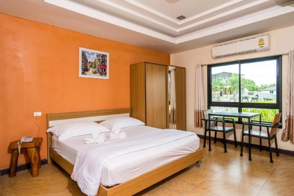 Bed in Prew Lom Chom Nam Resort