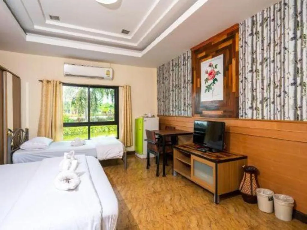 Bed in Prew Lom Chom Nam Resort