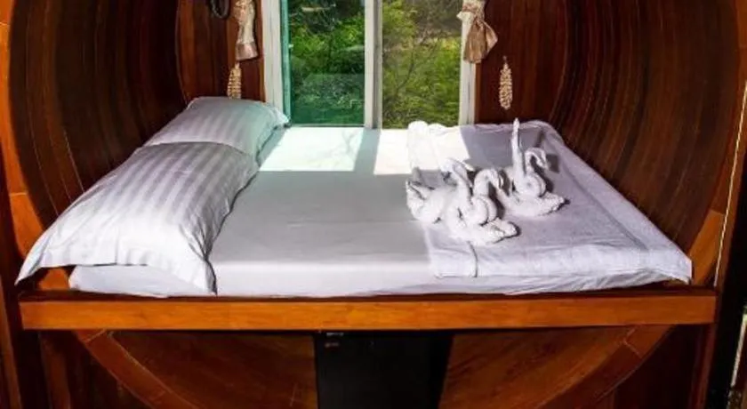 Bed in Prew Lom Chom Nam Resort