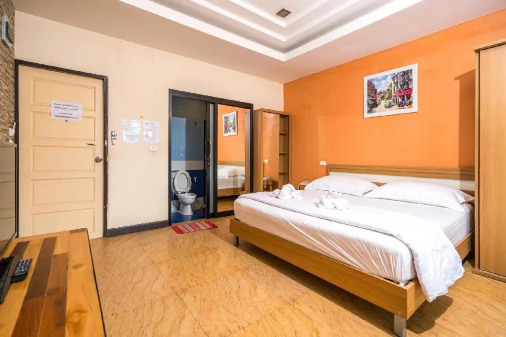 Bed in Prew Lom Chom Nam Resort