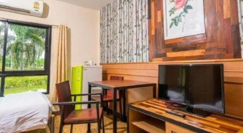 Bed in Prew Lom Chom Nam Resort