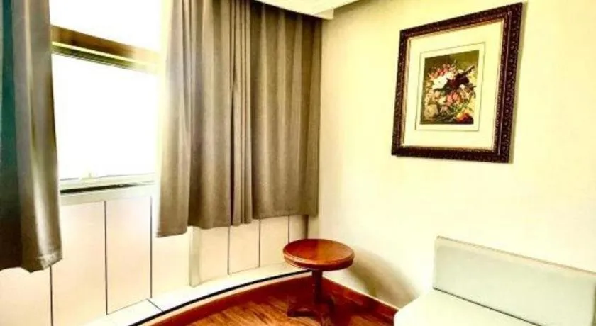 GreenTree Inn Shanghai Hongqiao Hub Convention Center Jinghua Road Shell Hotel