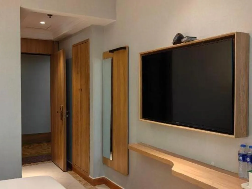 GreenTree Inn Shanghai Hongqiao Hub Convention Center Jinghua Road Shell Hotel