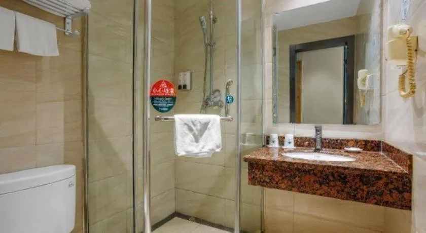 GreenTree Inn Shanghai Hongqiao Hub Convention Center Jinghua Road Shell Hotel