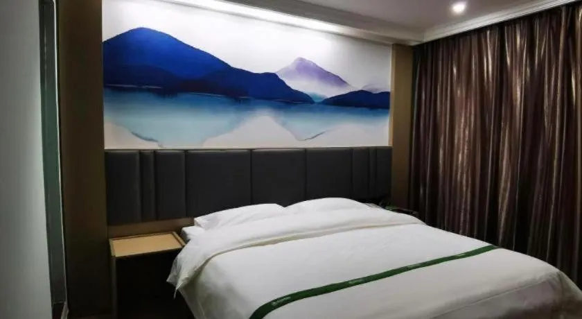 Bed in GreenTree Inn Puyang Ruifengyuan Business Hotel
