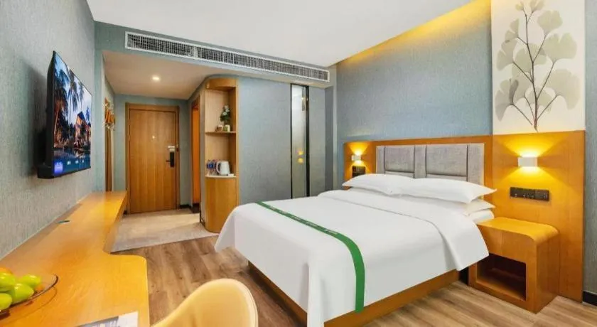 Bed in GreenTree Inn Puyang Ruifengyuan Business Hotel