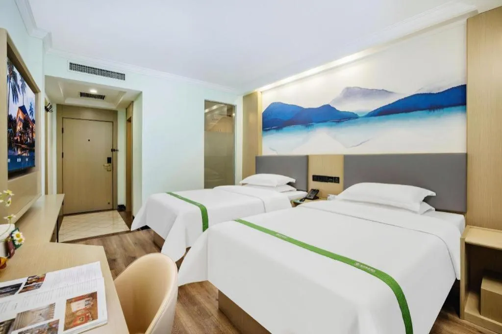 Bed in GreenTree Inn Puyang Ruifengyuan Business Hotel