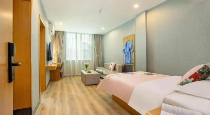 Bed in GreenTree Inn Puyang Ruifengyuan Business Hotel