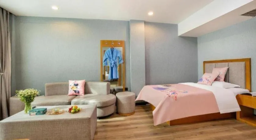 Bed in GreenTree Inn Puyang Ruifengyuan Business Hotel