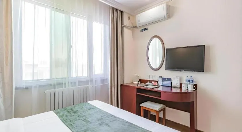 Bed in GreenTree Inn Beijing East Yizhuang District Second Kechuang Street Express Hotel