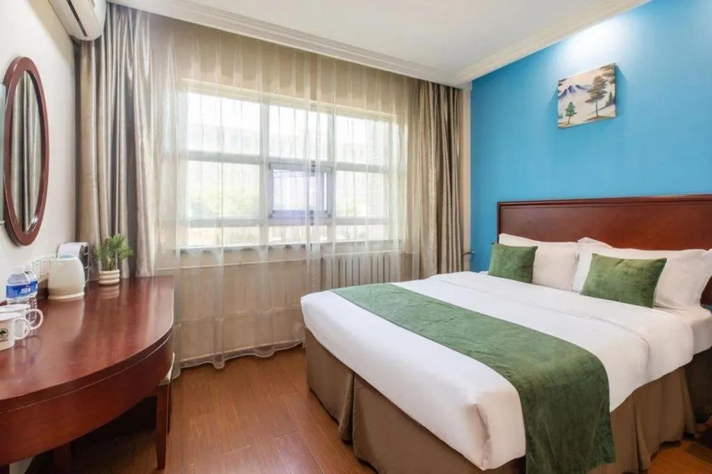 Bed in GreenTree Inn Beijing East Yizhuang District Second Kechuang Street Express Hotel